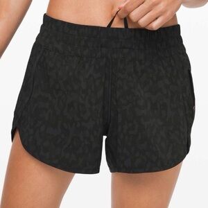 Lululemon Tracker Short V *4" Formation Camo Deep Coal Multi Size 6